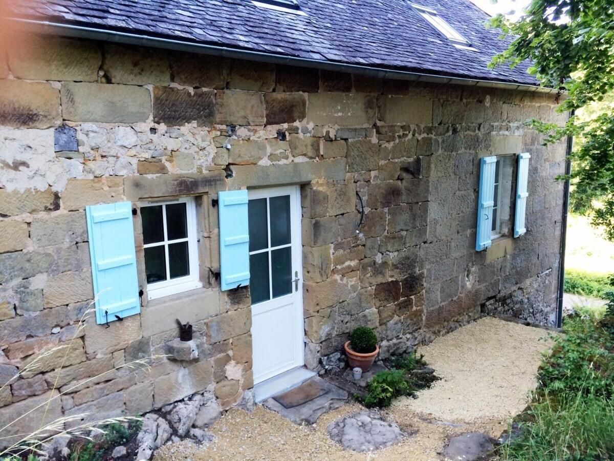 Maison De A * Lissac-sur-Couze